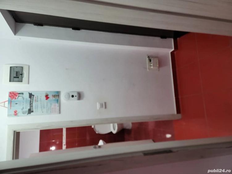 Garsonieră decomandată în Valea Adâncă
