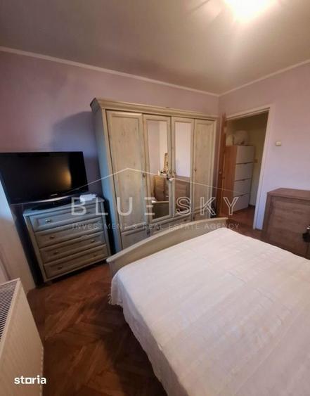 Apartament cu 4 camere semidecomandat în City Park Mall