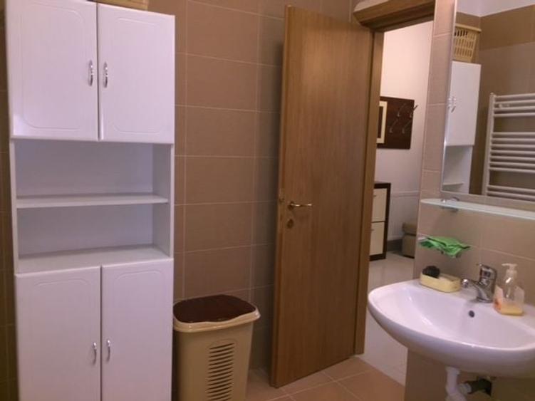 Apartament cu 2 camere decomandat, mobilat în Plopilor