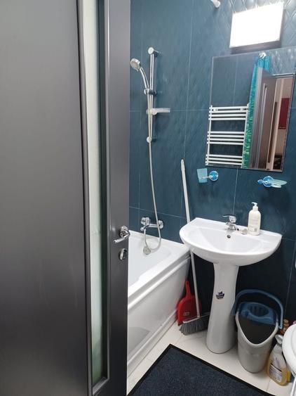 Apartament cu 2 camere decomandat în Exterior Vest