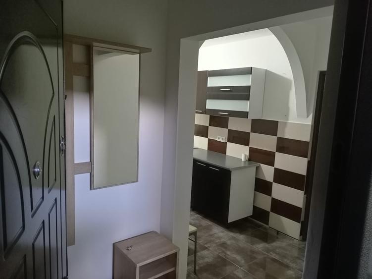 Apartament cu 2 camere semidecomandat în Tudor Vladimirescu