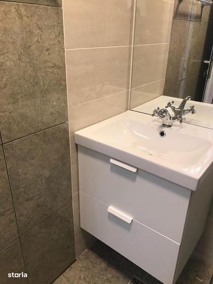 Apartament cu 4 camere decomandat în Zorilor