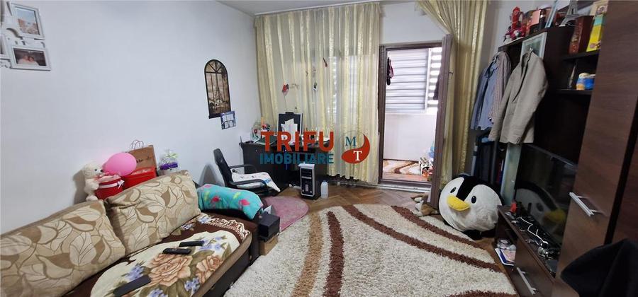 Apartament cu 2 camere decomandat în Ampoi 1