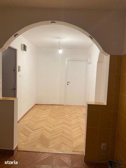 Apartament cu 3 camere în Valea Aurie