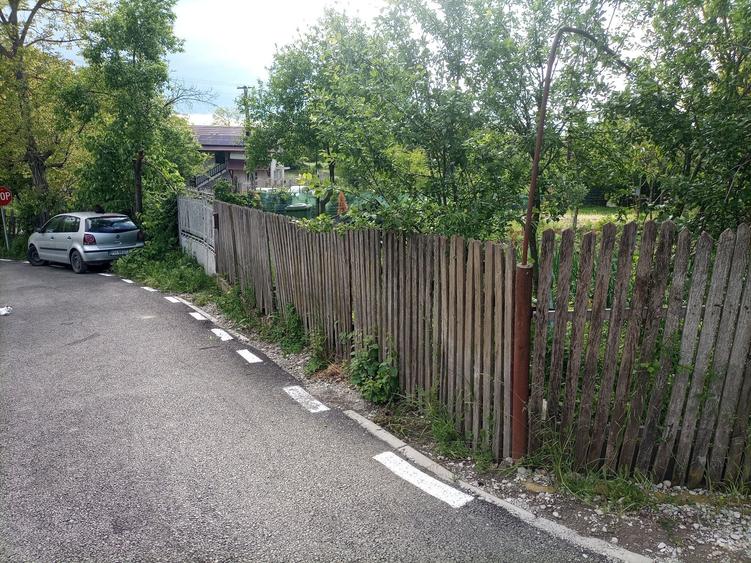 Casă cu 3 camere în Coșerele