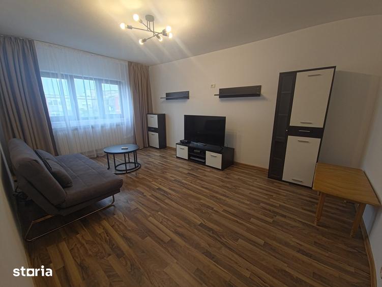 Apartament cu 2 camere decomandat în Universitate