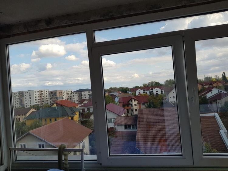 Apartament cu 3 camere decomandat în Găvana