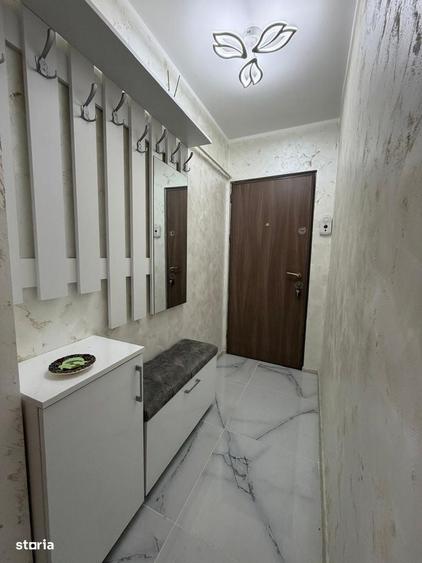 Apartament cu 2 camere semidecomandat în Sârbi
