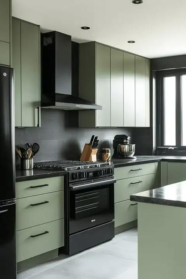 Apartament cu 2 camere decomandat în Titan