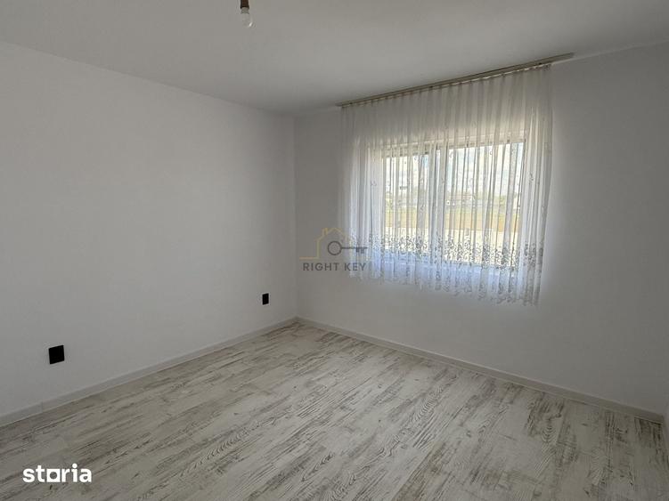 Casă cu 3 camere cu Teren 250 Mp în Clinceni