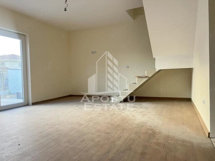 Casă cu 4 camere cu Teren 220 Mp în Giarmata