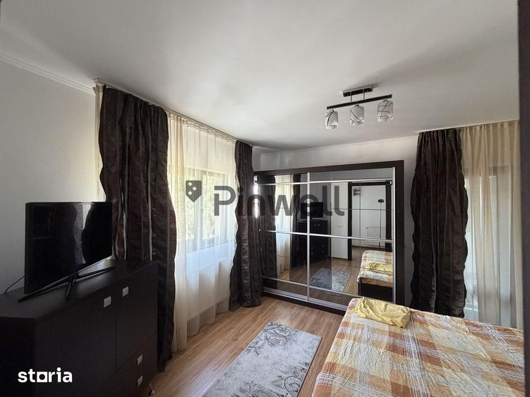Casă individuală cu 5 camere cu Canalizare în Central
