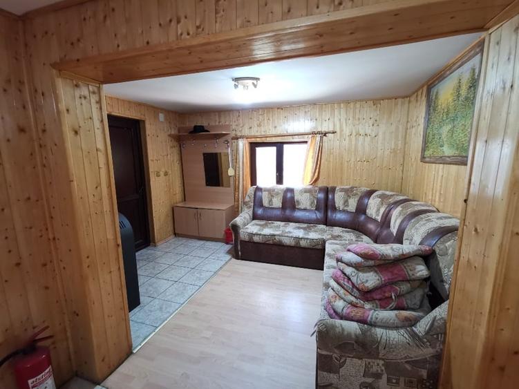 Casă individuală cu 3 camere cu Canalizare în Orăști