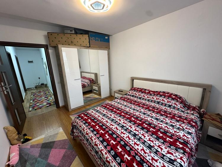 Apartament cu 2 camere decomandat, mobilat în Păcii