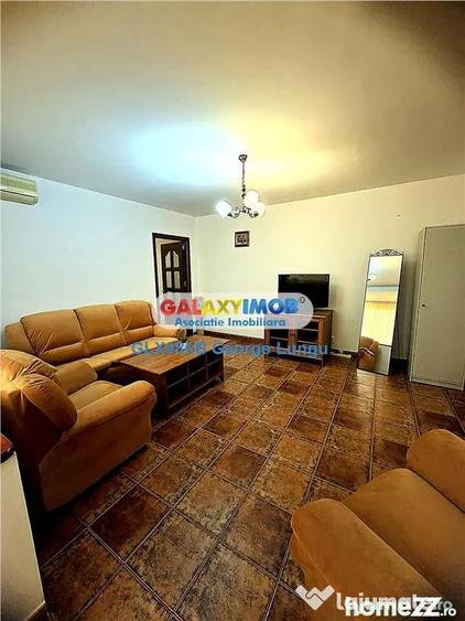 Apartament cu 3 camere semidecomandat în Drumul Taberei
