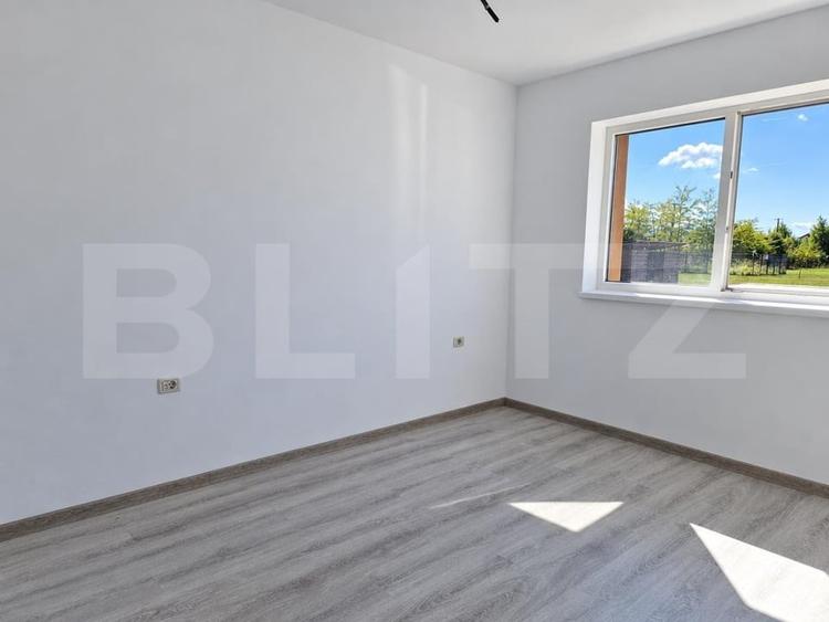 Apartament cu 2 camere decomandat în Sânpetru