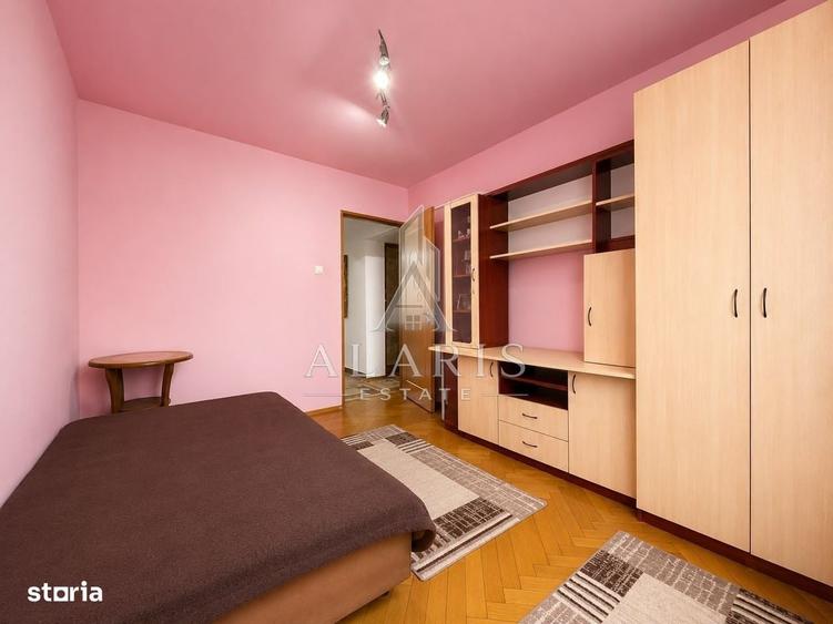 Apartament cu 4 camere decomandat în Bucovina