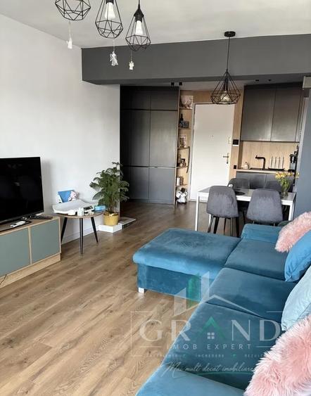 Apartament cu 2 camere semidecomandat, mobilat în Zorilor