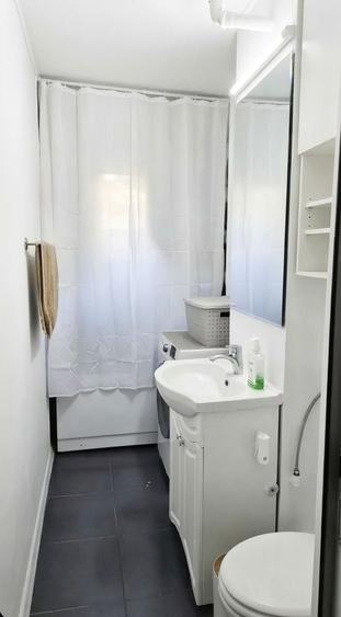 Apartament cu 3 camere, mobilat în Tomis Nord