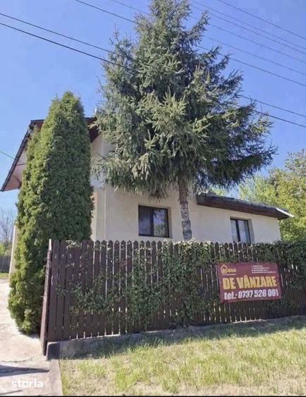Casă cu 4 camere cu Teren 864 Mp în Central