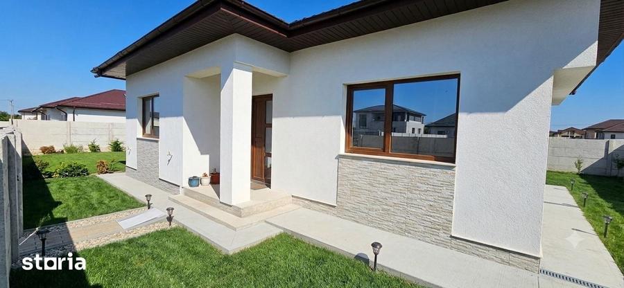 Casă cu 4 camere cu Teren 400 Mp în Clinceni