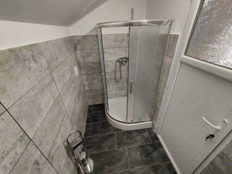 Casă cu 2 camere în Valea Mănăstirii