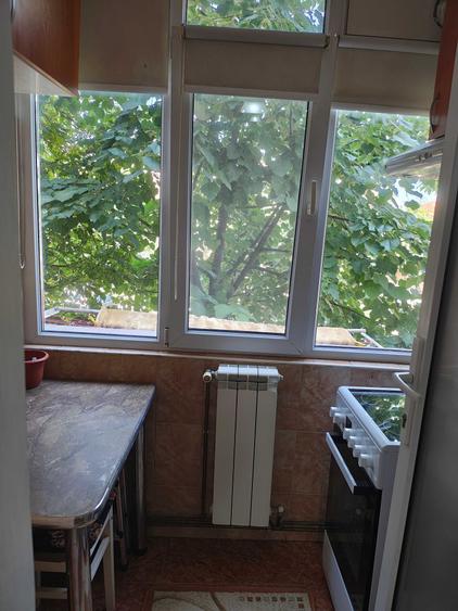 Apartament cu 2 camere decomandat în Aradului