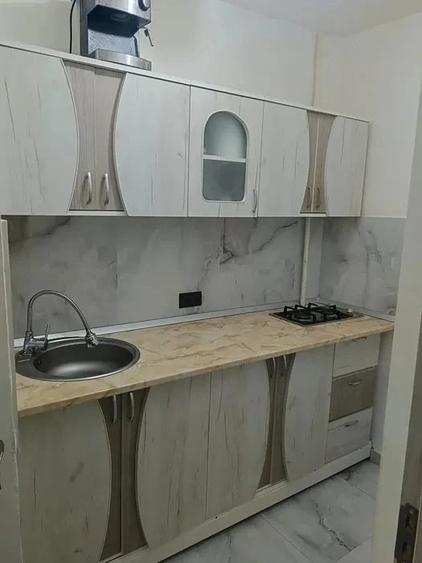 Garsonieră decomandată în Brazda lui Novac