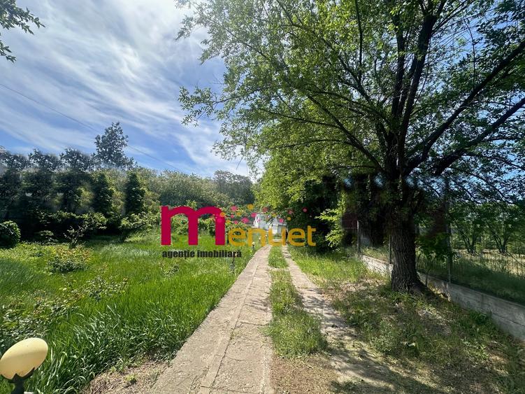 Teren agricol intravilan de 2800 mp, în Nord-Vest