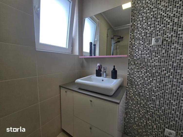 Casă cu 3 camere cu Teren 171 Mp în Ștefăneștii de Jos