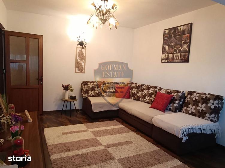 Apartament cu 2 camere, mobilat în Delfinariu
