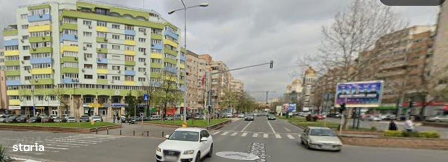 Spațiu comercial, de 76 mp, în Central