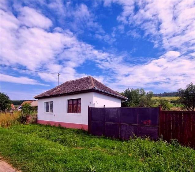 Casă individuală cu 4 camere cu Teren 720 Mp în Jibert
