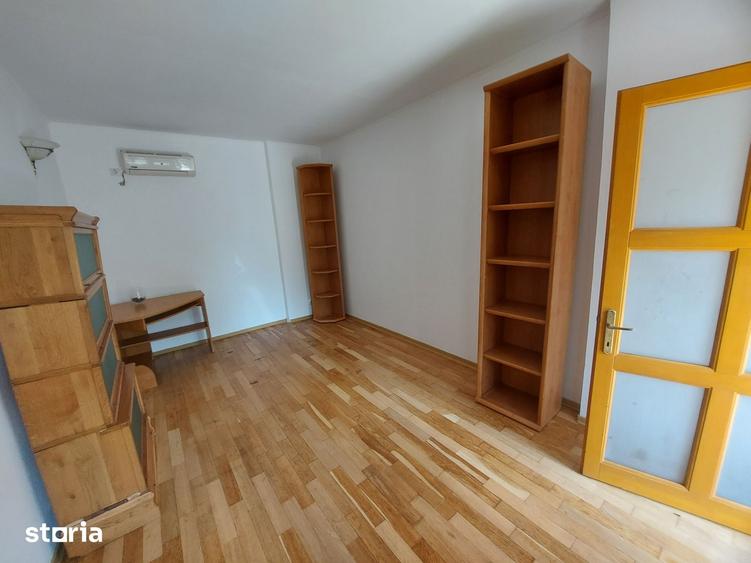 Casă cu 2 camere cu Teren 200 Mp în Central