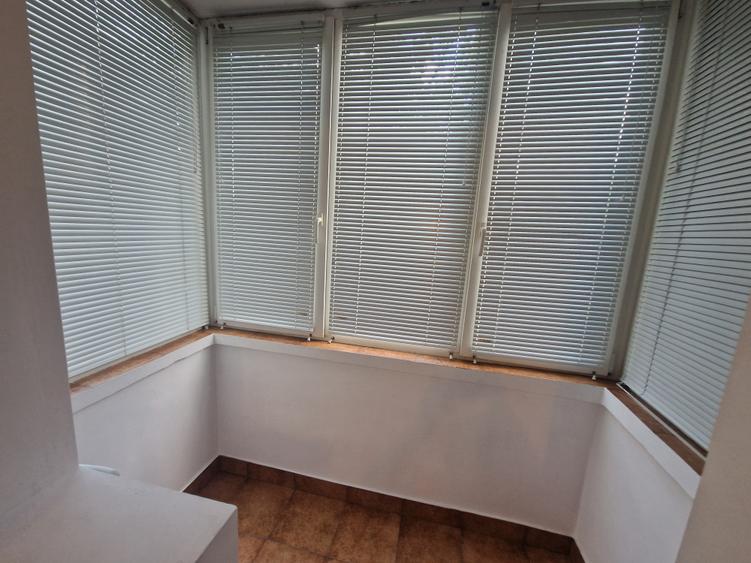 Apartament cu 2 camere nedecomandat, mobilat în P-ța Unirii