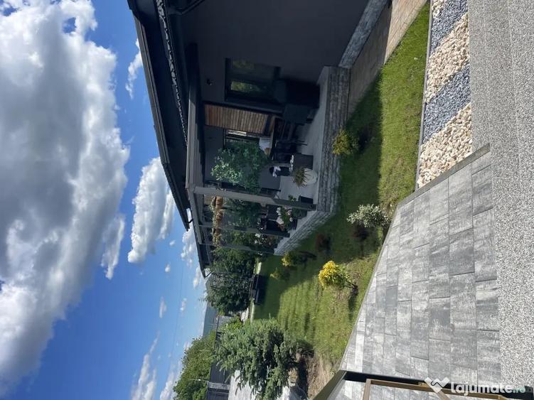 Doua case una langa cealalta in Miroslava, Ciurbesti - 6