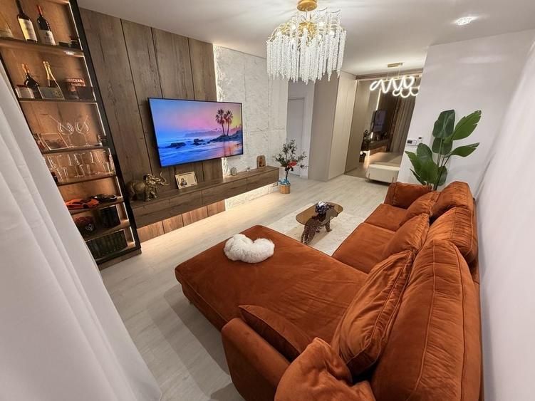 Apartament cu 3 camere decomandat în Theodor Pallady