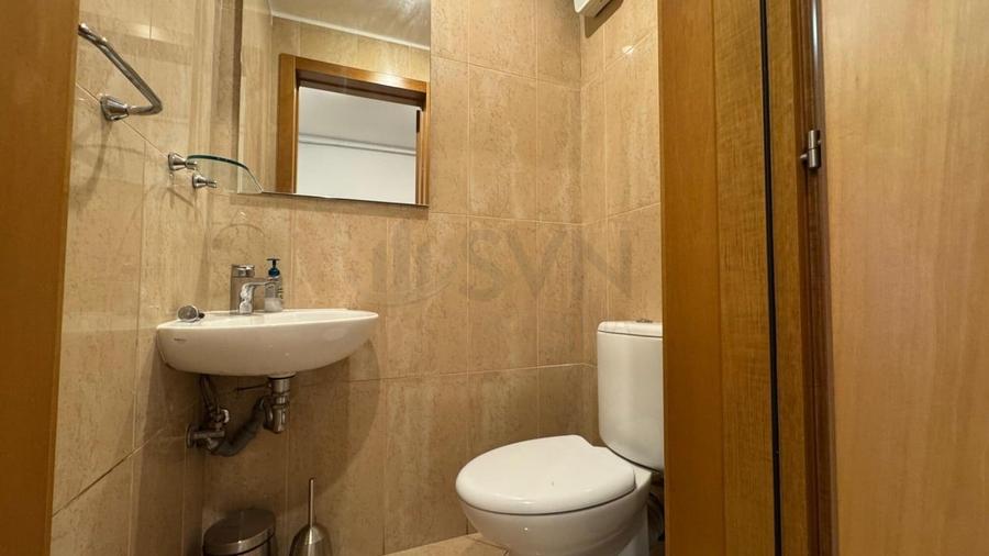 Apartament cu 5 camere decomandat în Primăverii