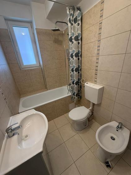 Apartament de închiriat, 3 camere, 68 mp, Zorilor zona Spitalul de Recuperare - 16