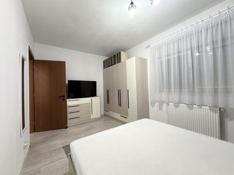 Apartament cu 2 camere semidecomandat, mobilat în Torontalului