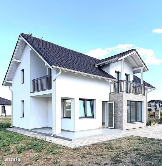Casă cu 4 camere cu Teren 400 Mp în Central