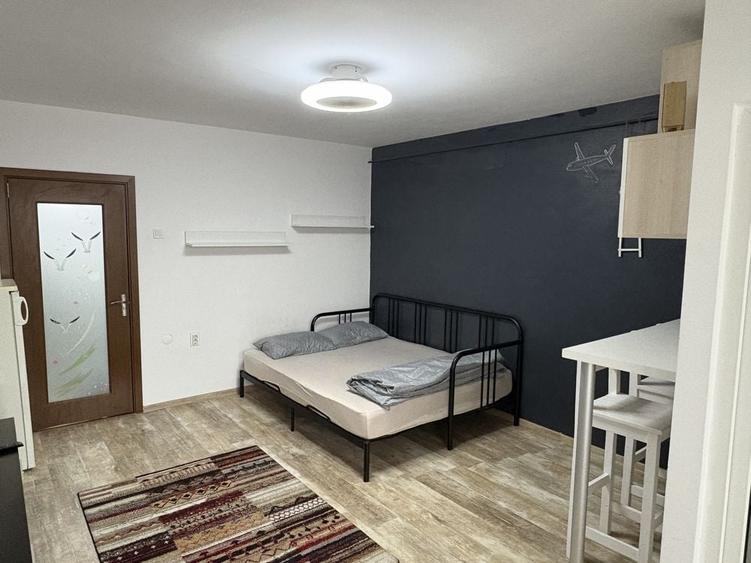 Garsonieră decomandată în Craiovei