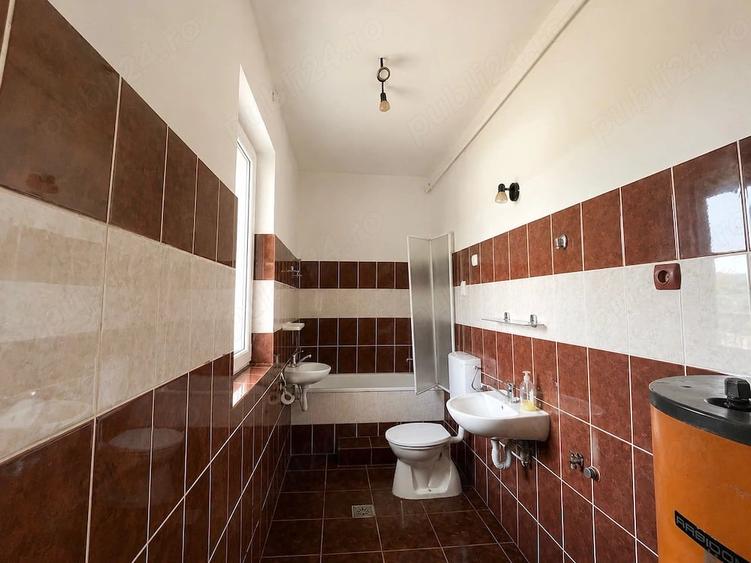 Casă cu Teren 720 Mp în Ceuaș