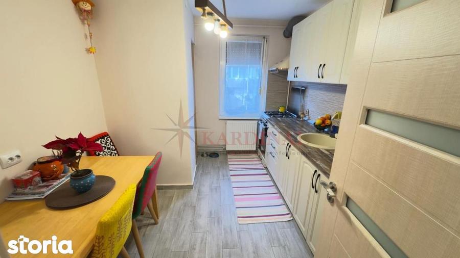 Apartament cu 2 camere decomandat, mobilat în Craiter