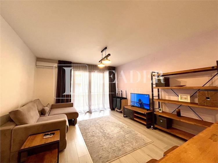 Apartament cu 3 camere decomandat, mobilat în Unirii
