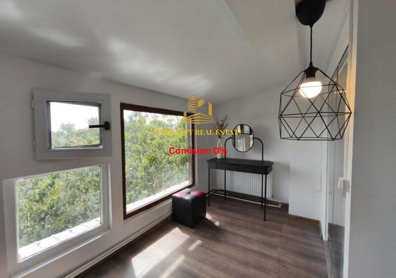 Apartament cu 3 camere decomandat în Exterior Vest