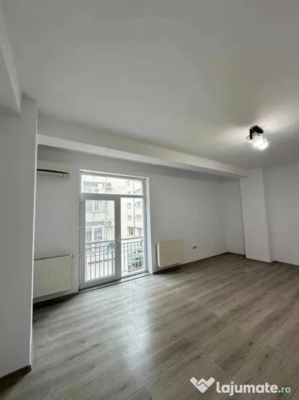 Apartament cu 2 camere decomandat în Primo