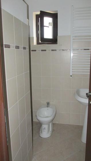 Apartament cu 2 camere decomandat în Burdujeni