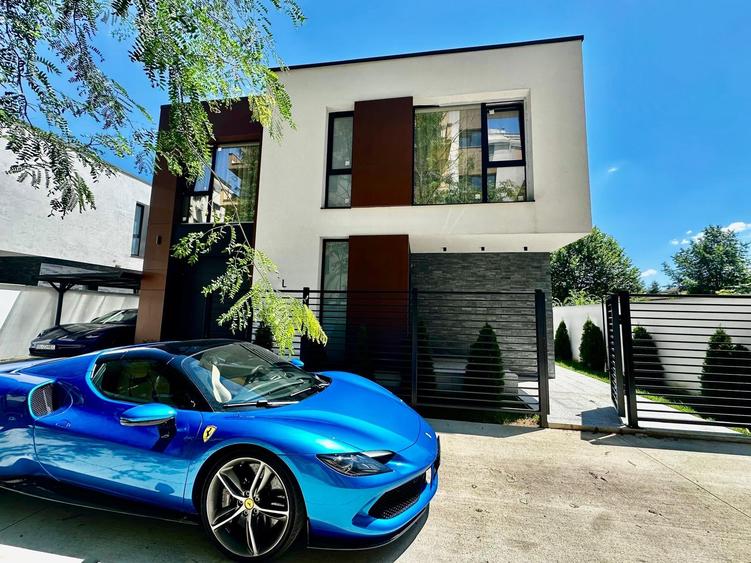 Casă individuală cu 5 camere cu Piscina în Iancu Nicolae
