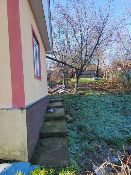 Casă cu 2 camere cu Teren 1154 Mp în Schitu Duca